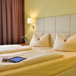 Burghotel Stammhaus Отель